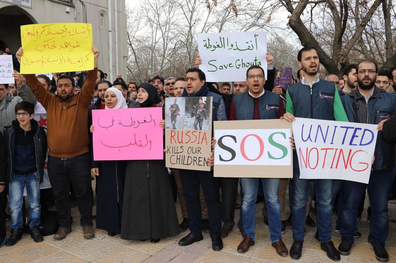 Gaziantep'teki Suriyeliler Doğu Guta saldırılarını kınadı